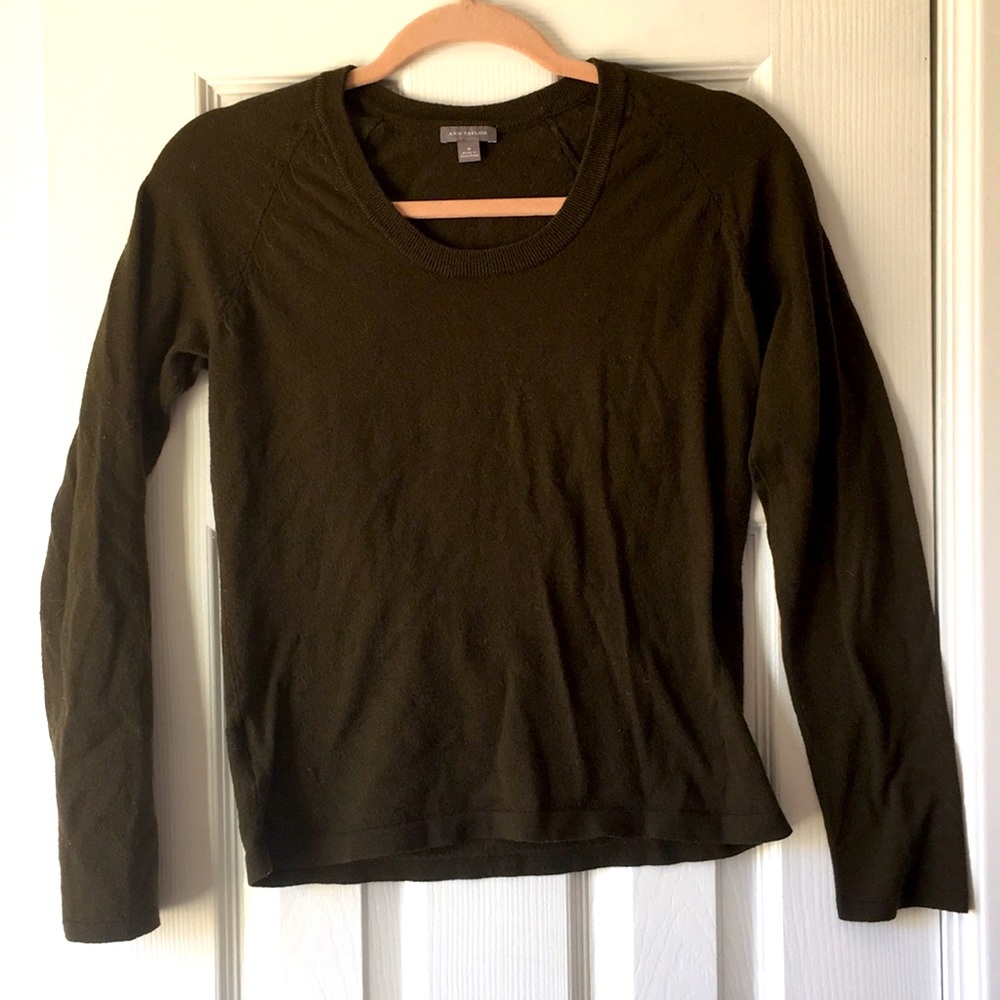 Ann Taylor dark green merino wool sweater